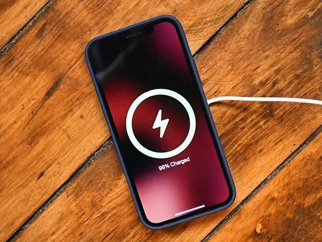 邹城苹果手机维修分享iPhone 12可以随便充电吗 